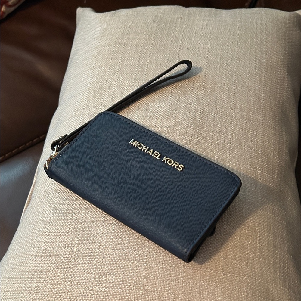 Michael Kors Dark Blue Wristlet - Picture 2 of 5